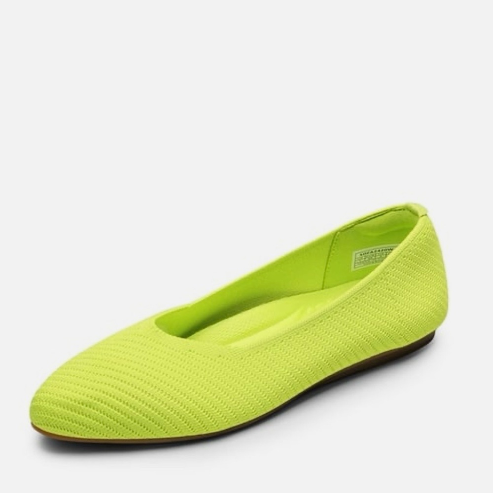 NIB Dream Pairs Almond Toe Arch Support Flats